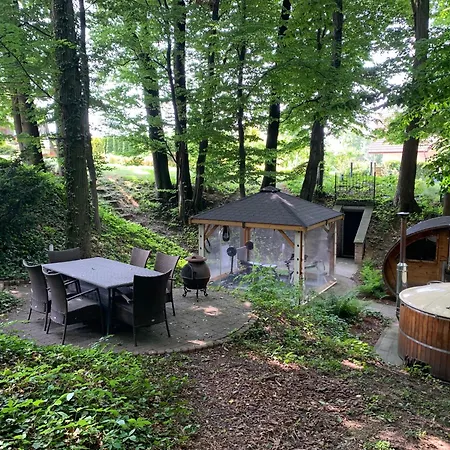 Z Kominkiem Sauna Jacuzzi Hydromasaz アパート Simoradz