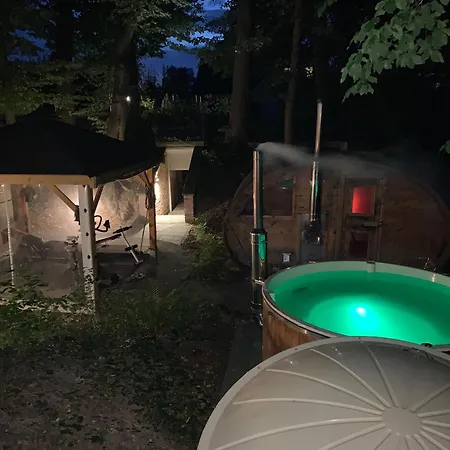 Z Kominkiem Sauna Jacuzzi Balia Ogrodowa Apartment *