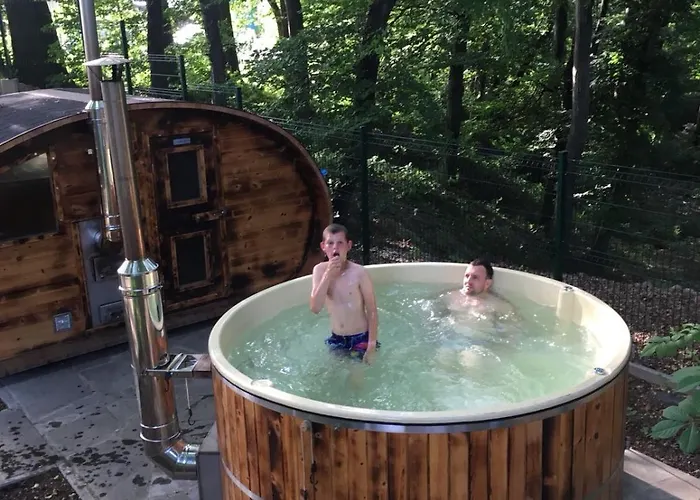 アパート Z Kominkiem Sauna Jacuzzi Hydromasaz