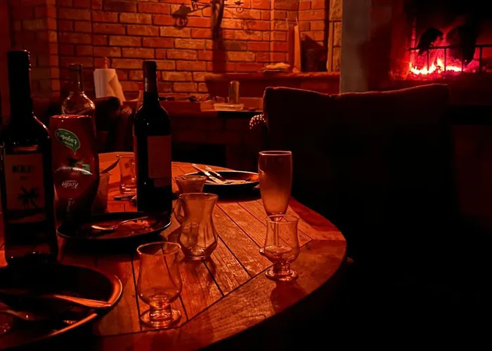 Z Kominkiem Sauna Jacuzzi Hydromasaz アパート Simoradz