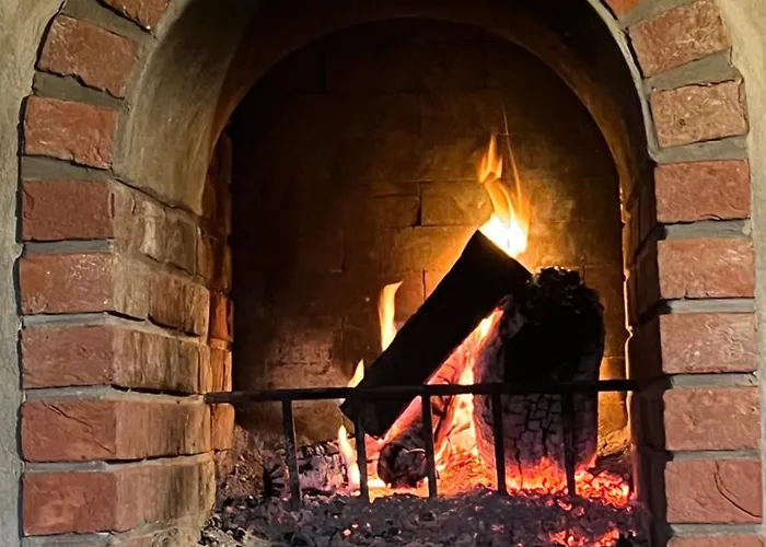 Z Kominkiem Sauna Jacuzzi Hydromasaz アパート Simoradz